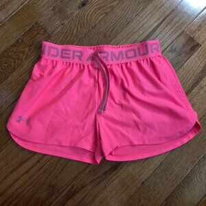 Under Armour girl's athletic shorts M